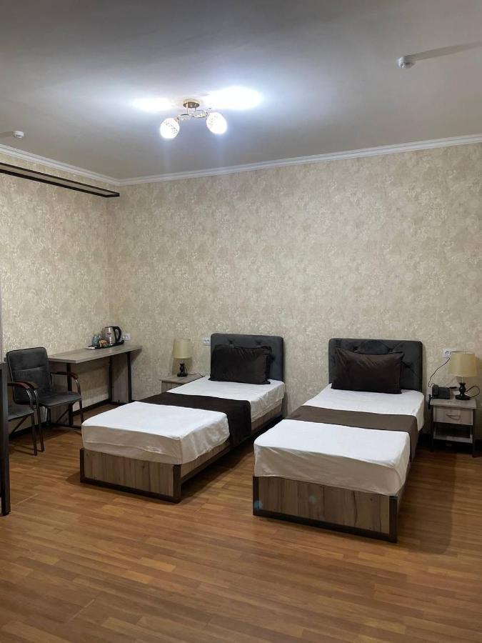 Yantai Hotel Tashkent Exterior foto
